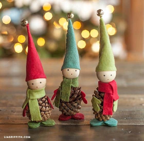 These are so cute! Adorable elves! www.busybudgeter.com