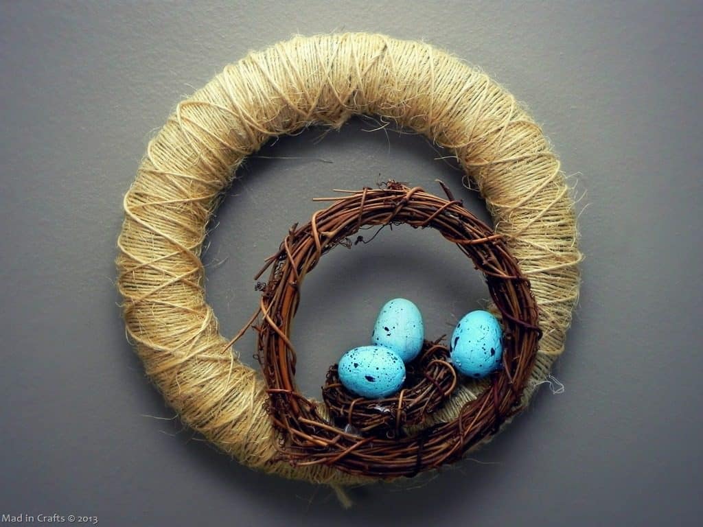 DIY Easter Crafts: A simple, affordable Easter wreath - with materials you can get from the dollar store!