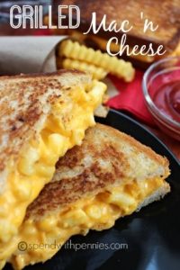 Cheese overload! Is there such a thing as too much cheese? Mac and cheese makes a great addition to the classic, easy grilled cheese sandwich. Take it up a few notches! This post has a ton of easy grilled cheese recipes!