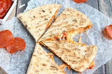 I'm trying to get my kids to eat some healthy snack foods for once. I wouldn't have considered a cheesy quesadilla to be on that list but this pepperoni and cheese quesadilla is definitely something I'd love to make for my kids!