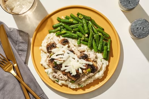 Garlic chicken and green bean factor meals.